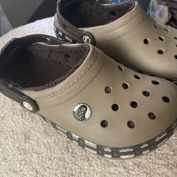 Crocs - Picture 2 of 11